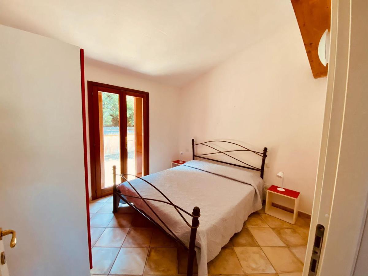 Residenze Il Girasole Aparthotel Golfo Aranci Luaran gambar