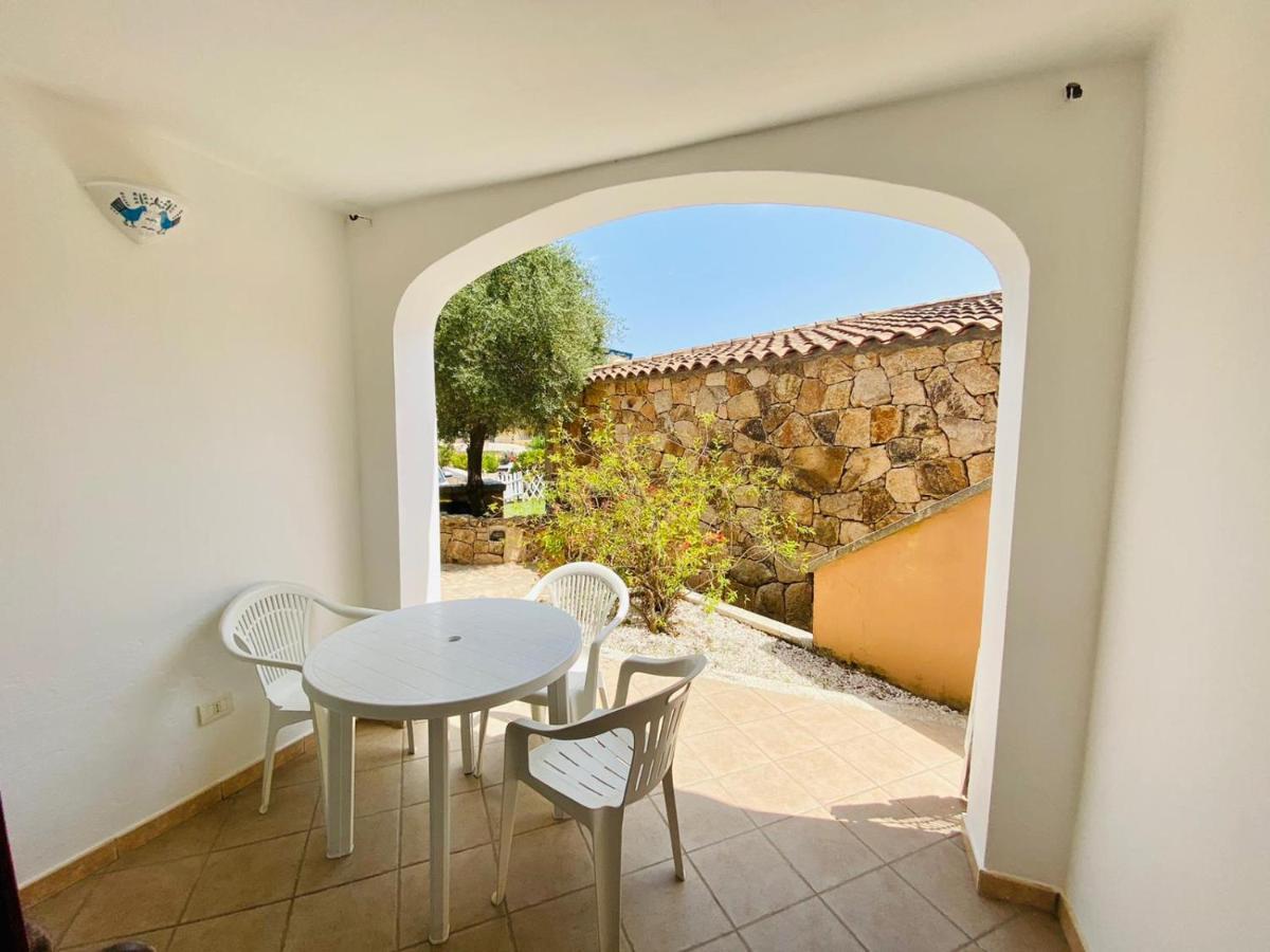 Residenze Il Girasole Aparthotel Golfo Aranci Luaran gambar
