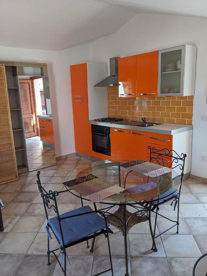 Residenze Il Girasole Aparthotel Golfo Aranci Luaran gambar