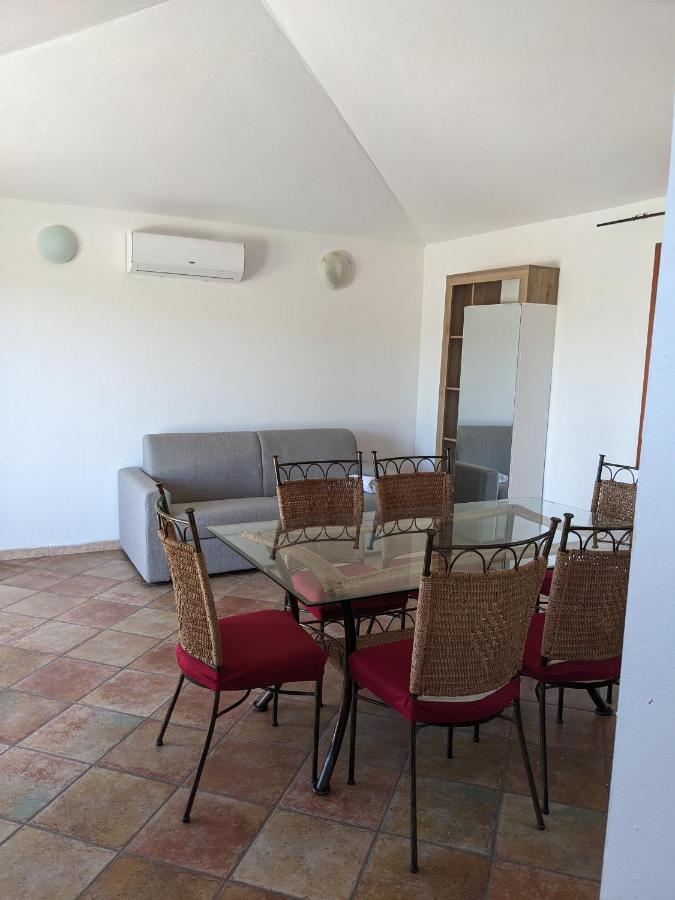 Residenze Il Girasole Aparthotel Golfo Aranci Luaran gambar