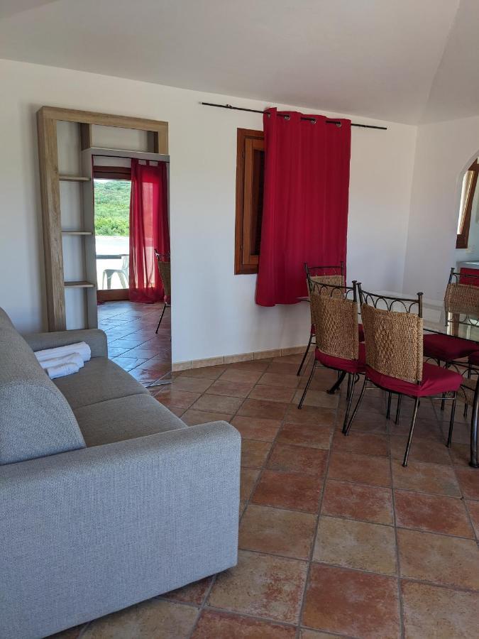 Residenze Il Girasole Aparthotel Golfo Aranci Luaran gambar