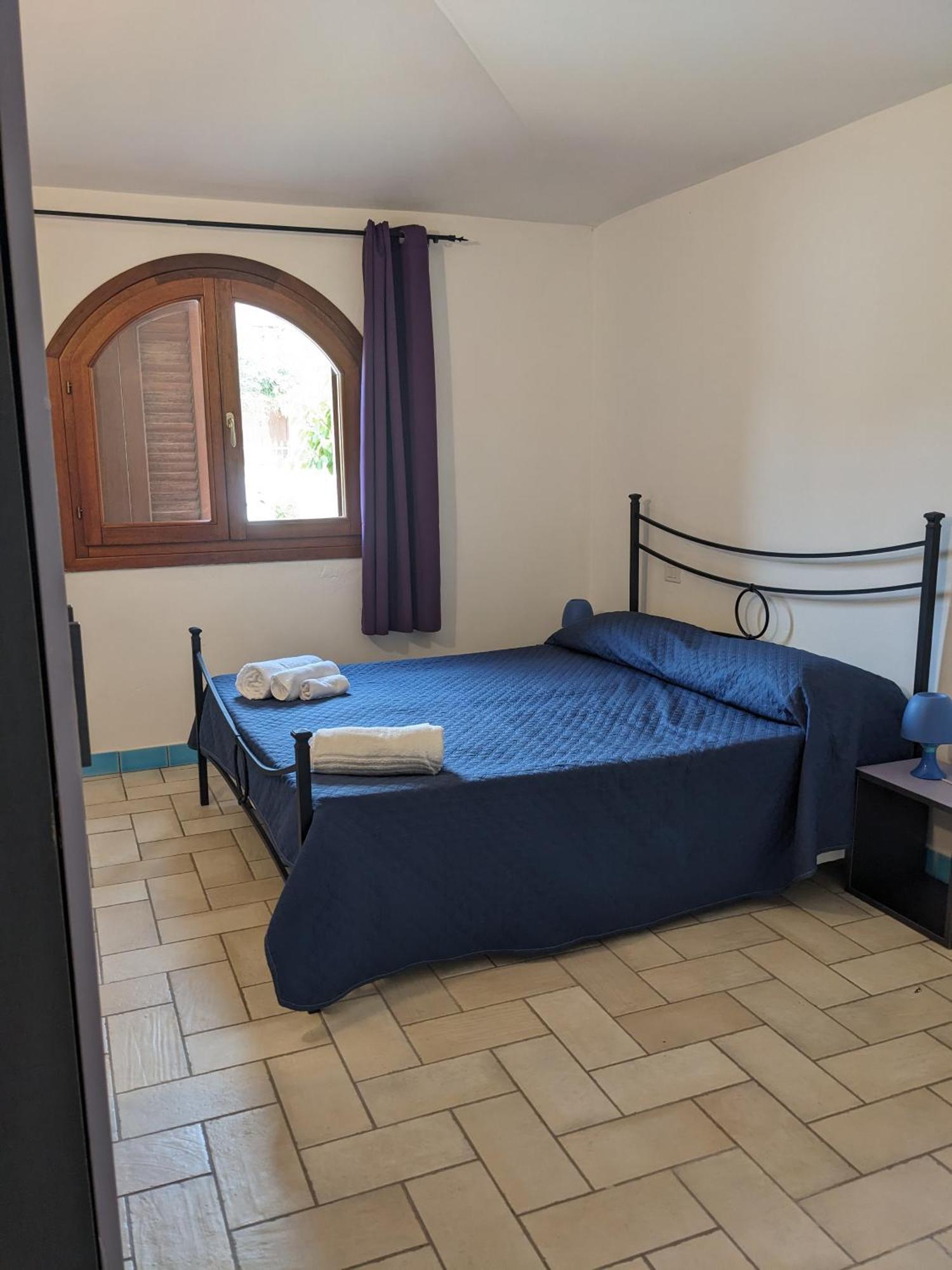 Residenze Il Girasole Aparthotel Golfo Aranci Luaran gambar