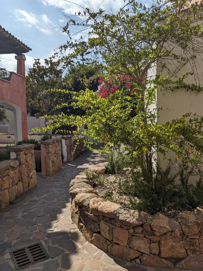 Residenze Il Girasole Aparthotel Golfo Aranci Luaran gambar