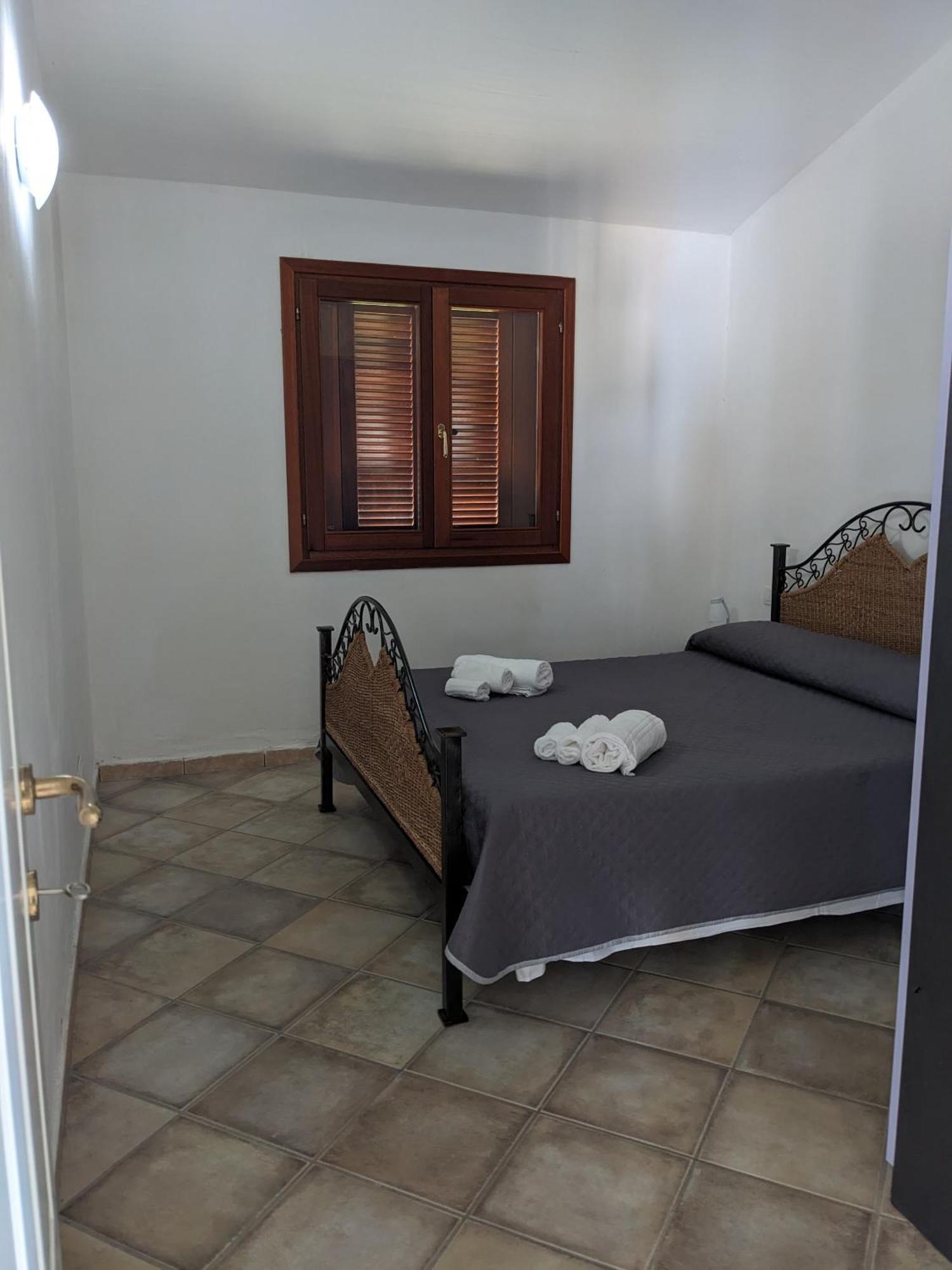 Residenze Il Girasole Aparthotel Golfo Aranci Bilik gambar