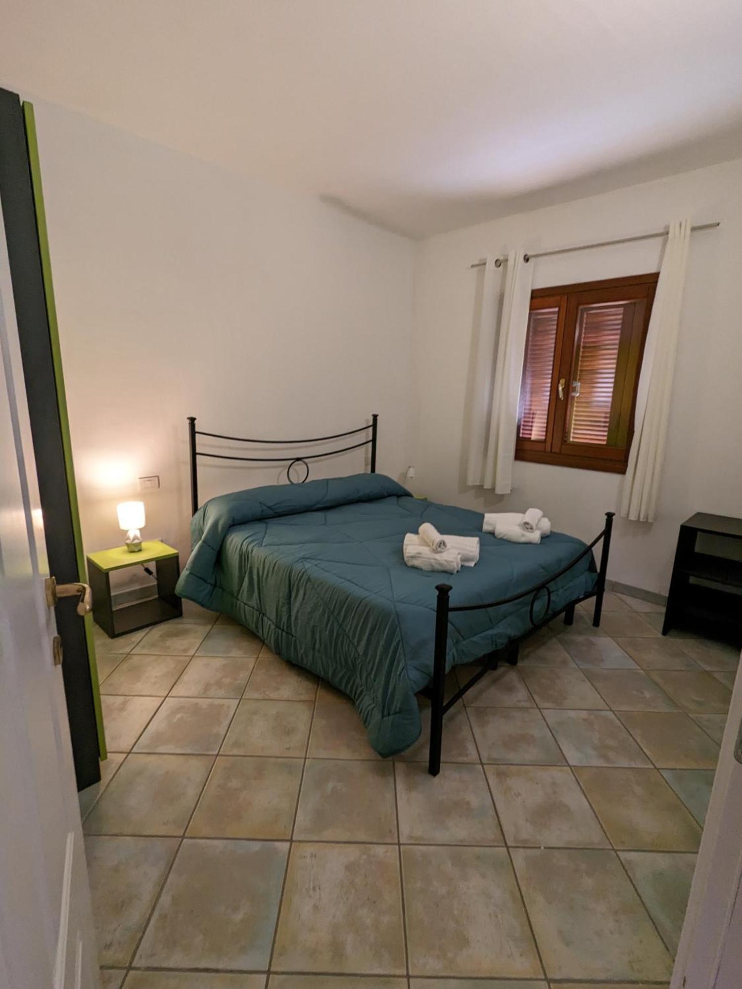 Residenze Il Girasole Aparthotel Golfo Aranci Luaran gambar
